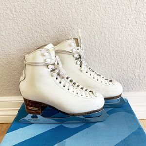 RISPORT Competition Figure Skates with MK Blades